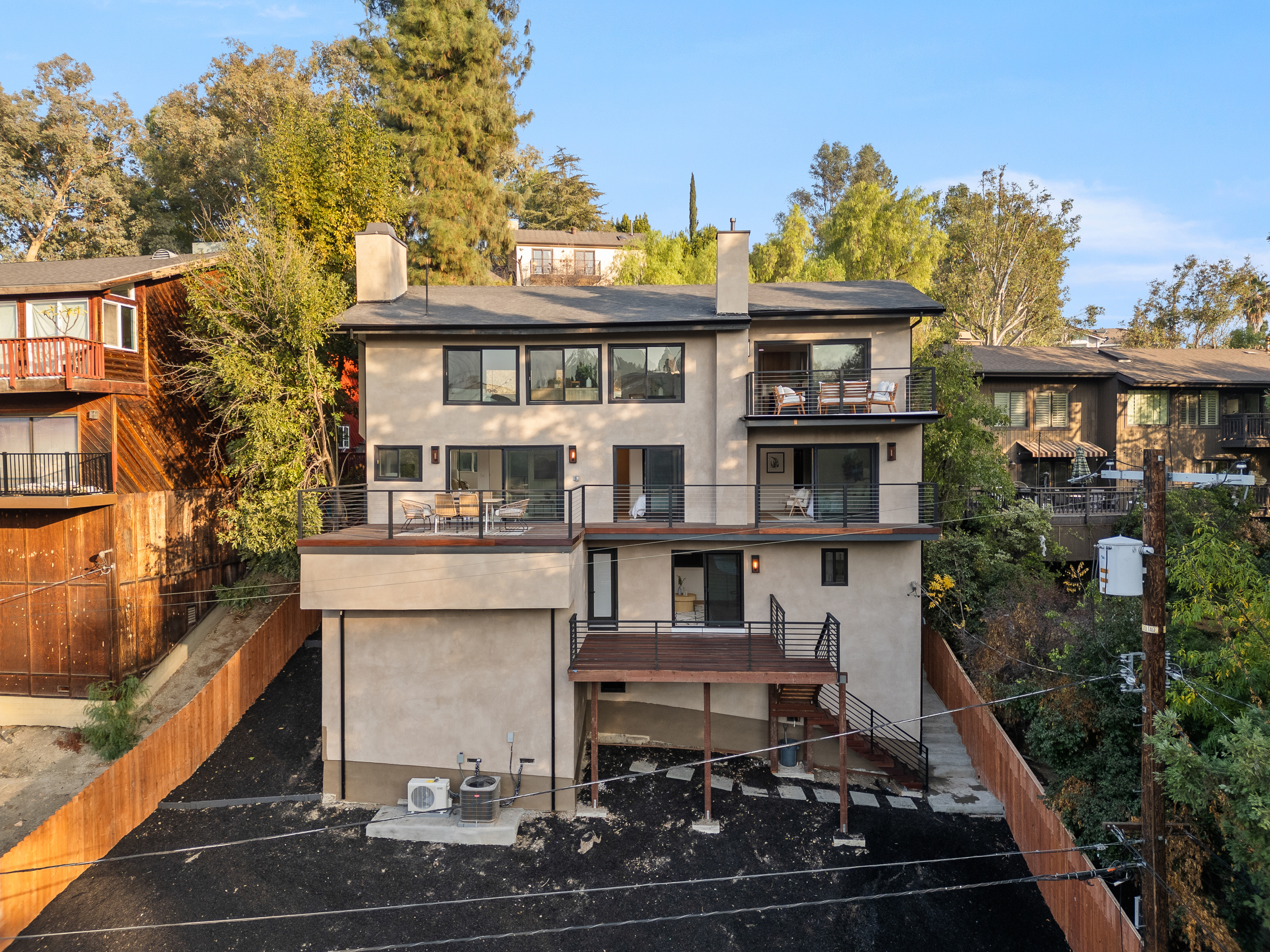 5166 Marmol Dr Woodland Hills, CA 91364